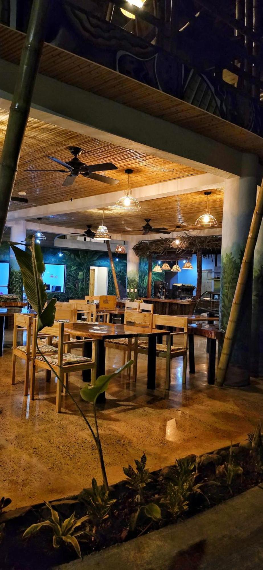 Bonding Coffee Roaster Cafe & Hotel Quepos Exteriör bild